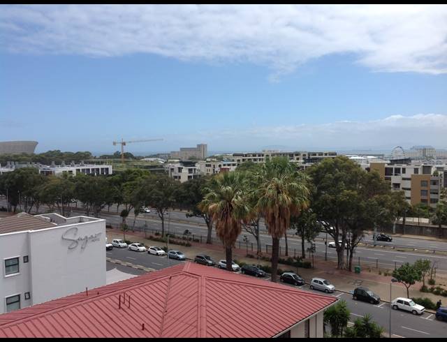 2 BEDROOM APARTMENT TO LET IN GREEN POINT